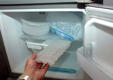 Cách khắc phục tủ lạnh toshiba bị đông tuyết